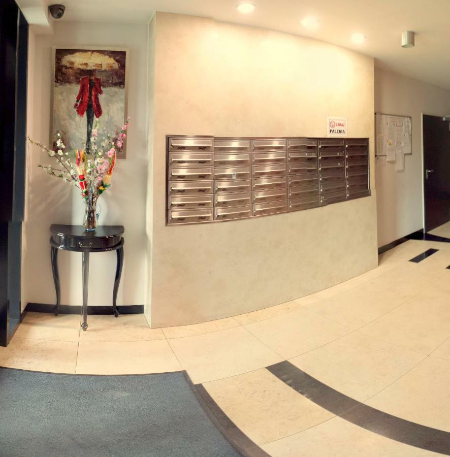 Apartment Towarowa 35 Metro Daszynskiego Warsaw
